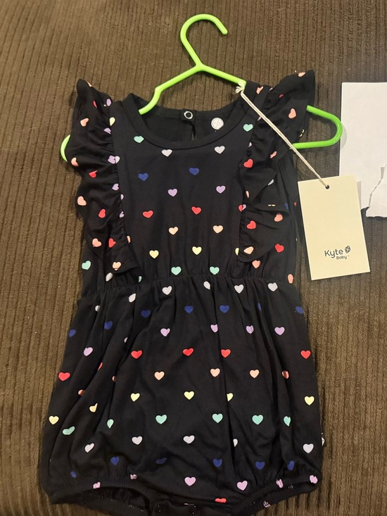 Kyte BABY Other - Kyte BABY Black Heart-Print Ruffle Romper Dress - Multi Colored Hearts